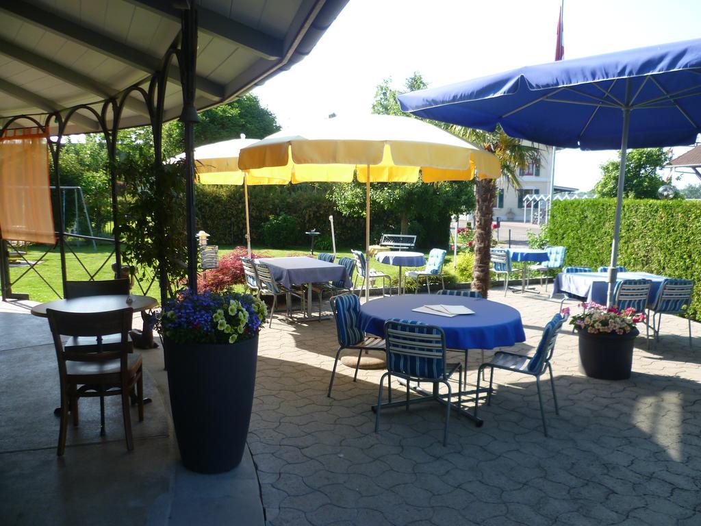 Hotel Speiserestaurant Bahnhof Güttingen Exterior foto